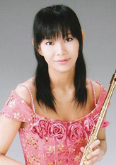 藤中　亜希子